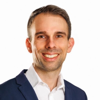 FLORIAN HOHNLOSER · GESCHÄFTSFÜHRER