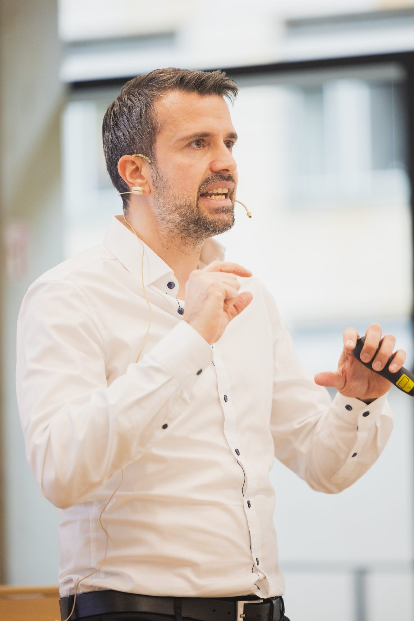 Marcus Wagner als Dozent vor Publikum